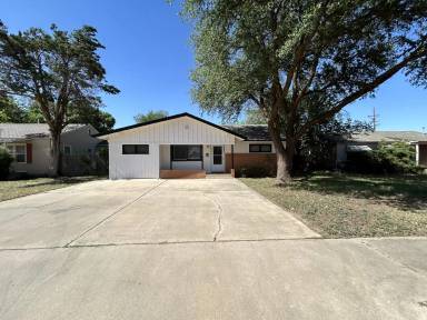 Main picture of 3004 30th St