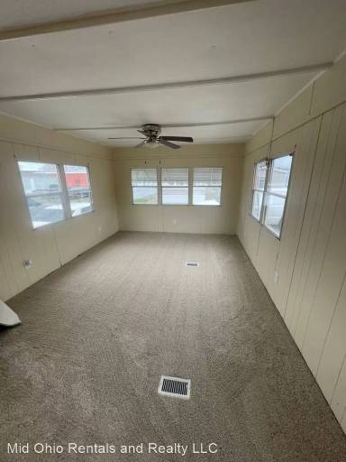 Main picture of 3168 S Bridge St