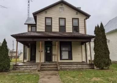 Main picture of 311 S Columbia St