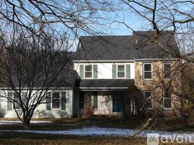 Main picture of 1004 Armstrong Ct