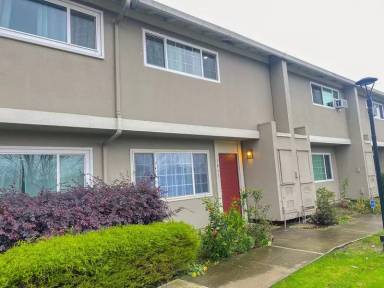 Main picture of 1817 Strawberry Ln