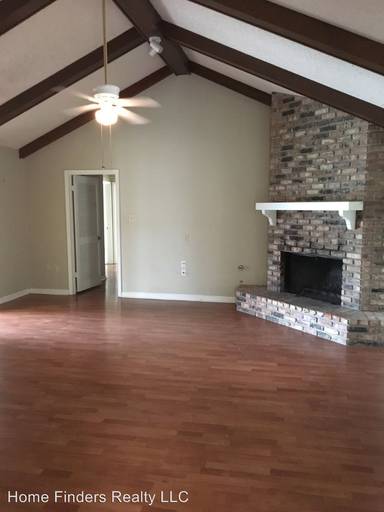 Main picture of 6322 Chaucer Dr