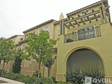 Main picture of 2477 Longstaff Ct