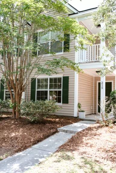 Main picture of 215 Dillard Mill Dr