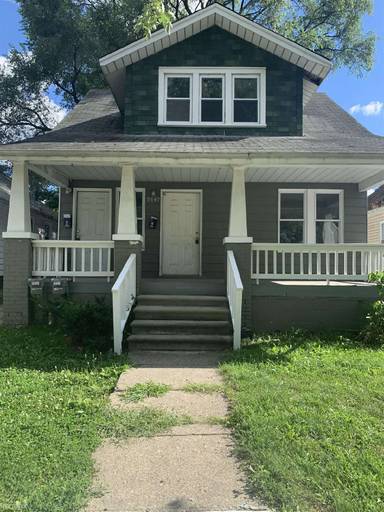 Main picture of 7542 Orchard Ave