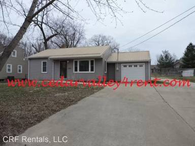 Main picture of 327 S Hackett Rd
