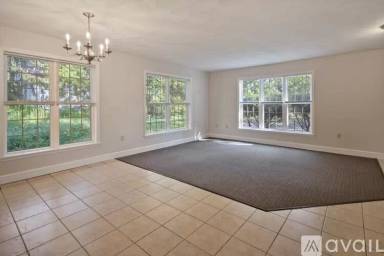 Main picture of 820 Hanshaw Rd