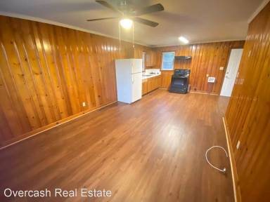 Main picture of 205 E Ridge Ave