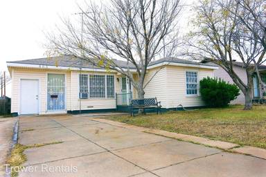 Main picture of 803 E 18th St