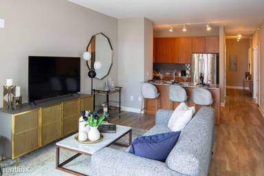 Main picture of Aston Chicago Apartments