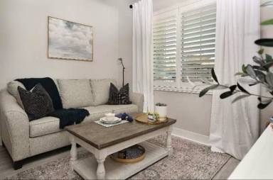 Main picture of 36499 Calle Lisbon