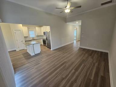 Main picture of 183 Tanner Loop