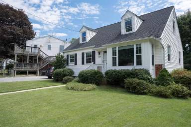 Main picture of 4002 Spruell Dr