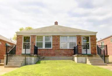 Main picture of 4938 Fyler Ave