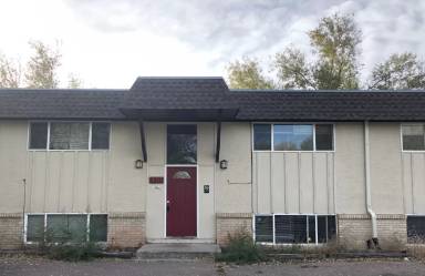 Main picture of 330 Gahart Dr