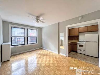 Main picture of 739 W Belmont Ave