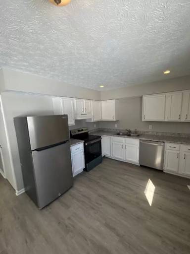 Main picture of 1832-1834 Bairsford Dr