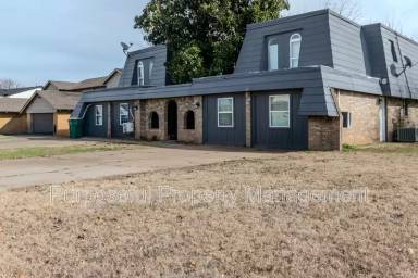 Main picture of 6812 Lancer Ln