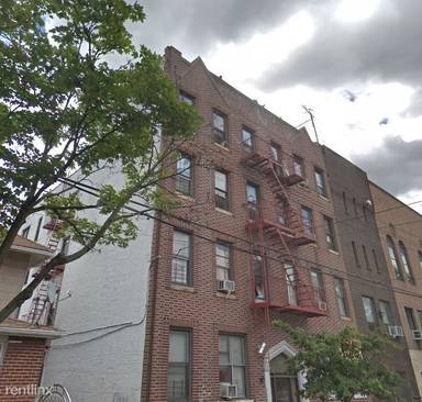 Main picture of 1781 E 16th St