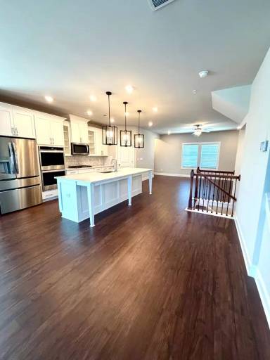 Main picture of 324 Lincoln St