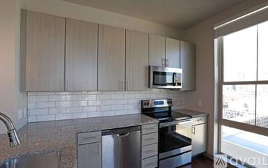 Main picture of 429 W 13th Ave