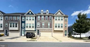 Main picture of 2512 Buckthorn Dr