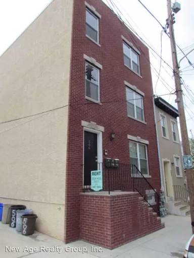 Main picture of 506 N Budd St