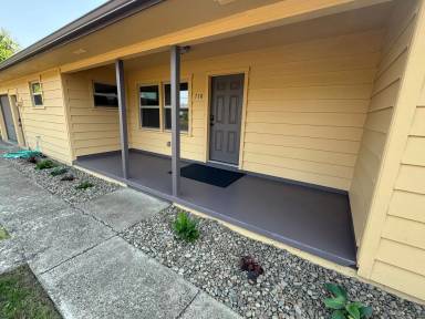Main picture of 710 SE Bell Ave