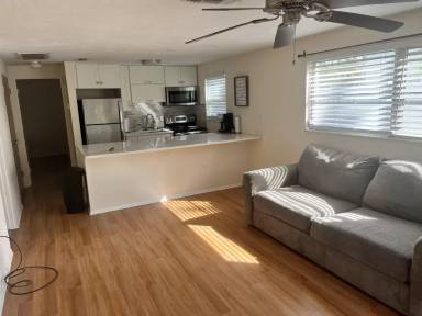 Main picture of 2137 Montclair Dr