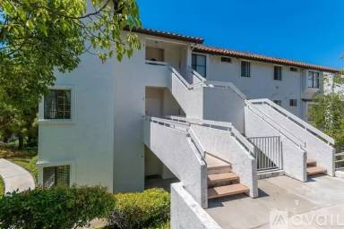 Main picture of 16464 Avenida Venusto
