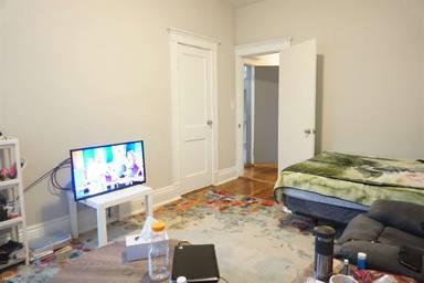 Main picture of 159 Kelton St