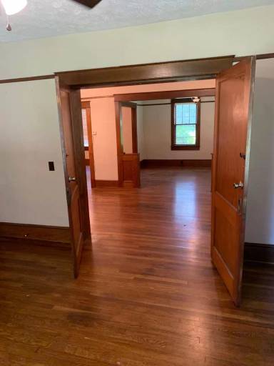 Main picture of 2470 Summer Hills Dr