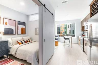 Main picture of 400 Harrison Ave