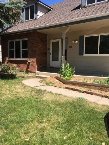 Main picture of 812 Cambridge Dr