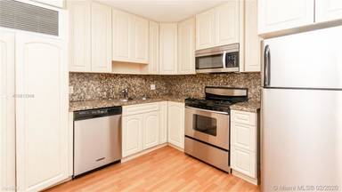 Main picture of Admirals Port Condominiums