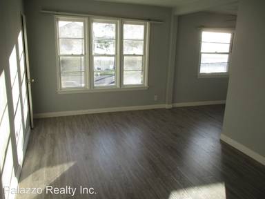 Main picture of 4445 Atlantic Ave