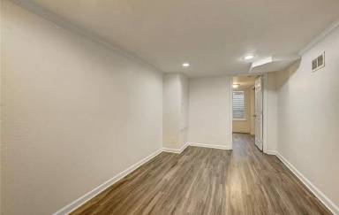 Main picture of 768 Geneva St