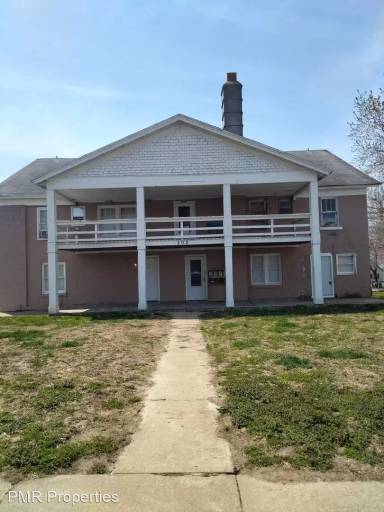 Main picture of 202 W Colorado Ave