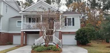 Main picture of 5377 5th Fairway Dr