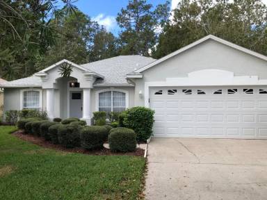 Main picture of 225 Johns Glen Dr