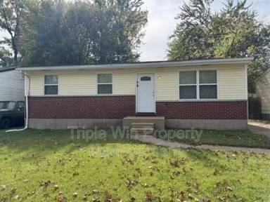 Main picture of 1372 Farmview Ave
