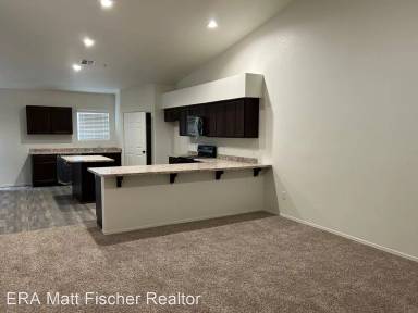 Main picture of 3815 S Desert Sky Dr