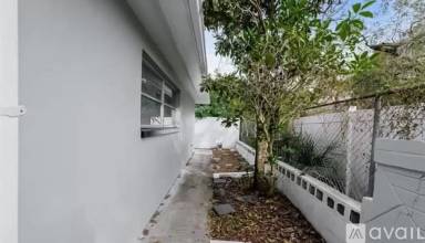 Main picture of 1117 La Salle St