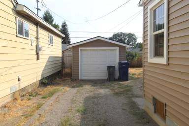 Main picture of 418 E Hawthorne Rd