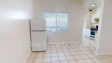 Main picture of 2605 High St