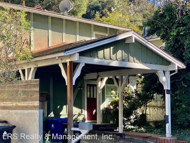 Main picture of 1122 N Beverly Glen Blvd