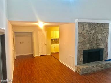 Main picture of 4013 Hope Valley Rd