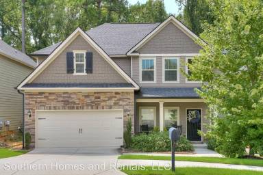 Main picture of 220 Ryan Ln