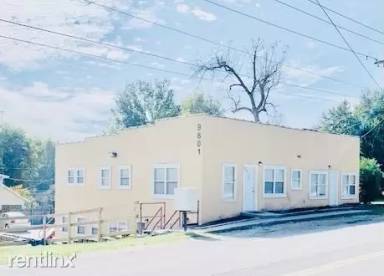 Main picture of 9801 E Kentucky Rd