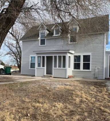 Main picture of 302 12th Ave